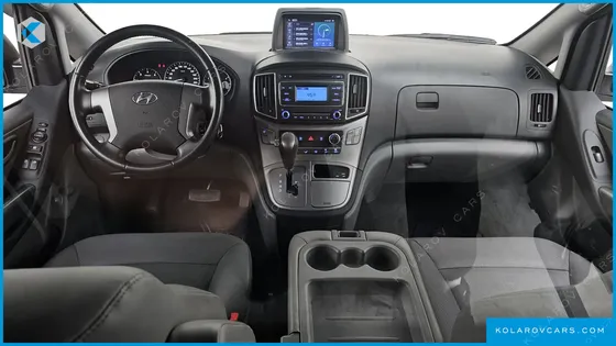 HYUNDAI STAREX VAN 3-SEATER