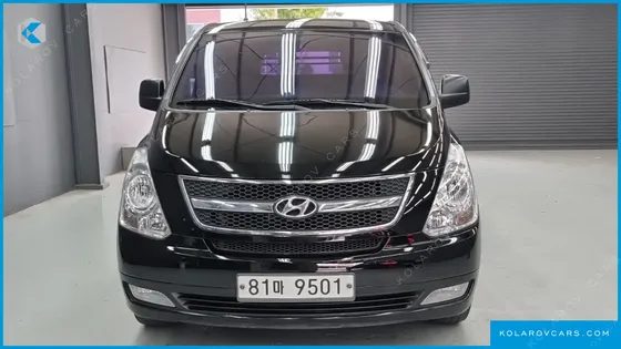 HYUNDAI STAREX 3-SEATER VAN