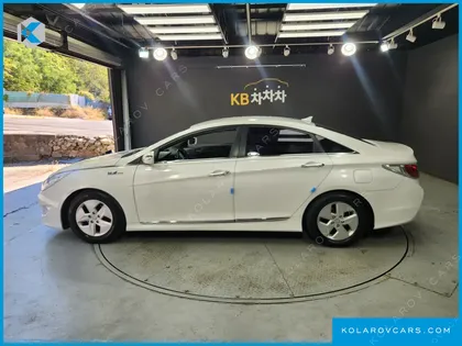HYUNDAI SONATA 2.0