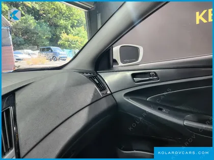 HYUNDAI SONATA 2.0