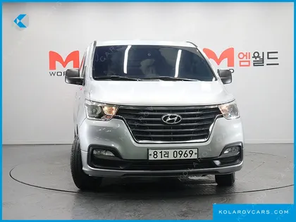HYUNDAI STAREX VAN 3-SEATER