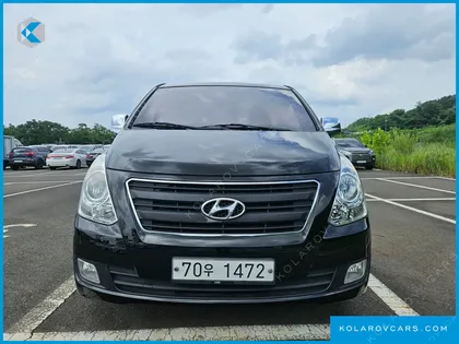 HYUNDAI STAREX 12-SEATER WAGON