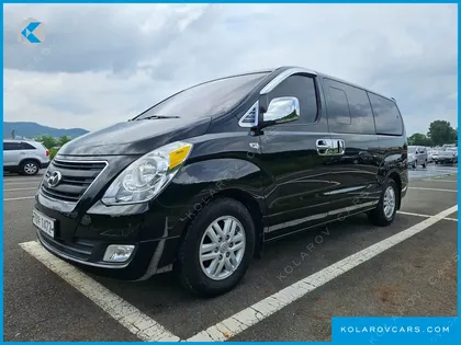 HYUNDAI STAREX 12-SEATER WAGON