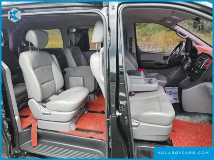 HYUNDAI STAREX 12-SEATER WAGON