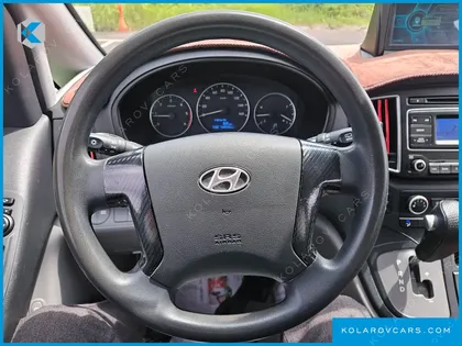 HYUNDAI STAREX 12-SEATER WAGON