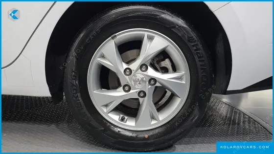 HYUNDAI ELANTRA (AVANTE) 1.6