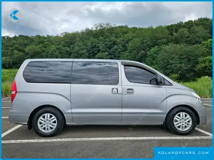 HYUNDAI STAREX CAMPING CAR