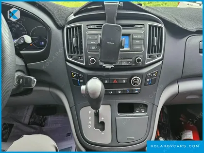 HYUNDAI STAREX CAMPING CAR