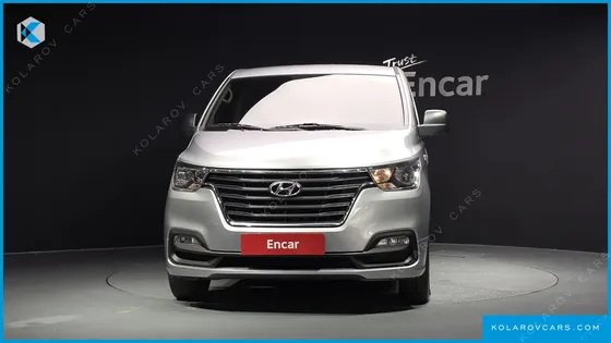 HYUNDAI STAREX VAN 3-SEATER