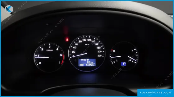 HYUNDAI STAREX VAN 3-SEATER