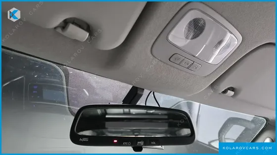 HYUNDAI STAREX VAN 3-SEATER