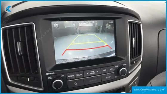 HYUNDAI STAREX WAGON 11-SEATER