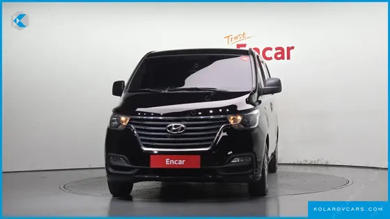 HYUNDAI STAREX VAN 3-SEATER