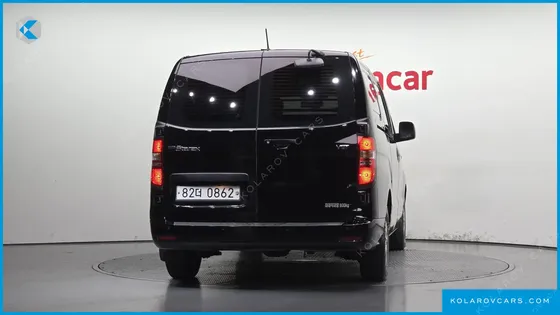 HYUNDAI STAREX VAN 3-SEATER