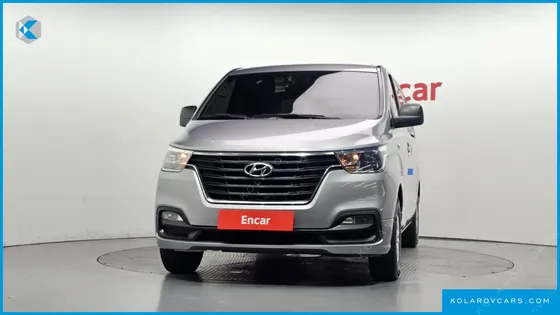 HYUNDAI STAREX VAN 3-SEATER