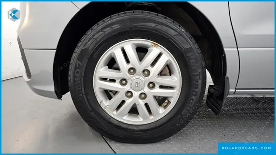 HYUNDAI STAREX VAN 3-SEATER