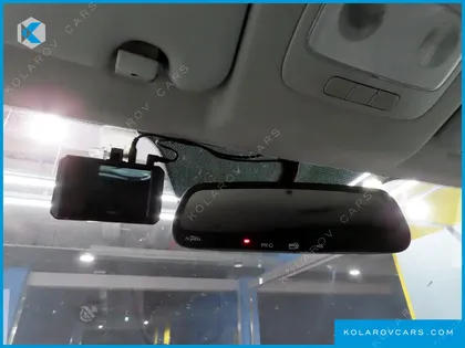 HYUNDAI STAREX 5-SEATER VAN