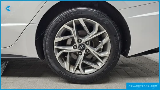 HYUNDAI SONATA 2.0