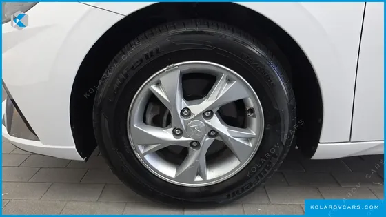 HYUNDAI ELANTRA (AVANTE) 1.6