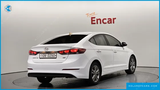 HYUNDAI ELANTRA (AVANTE) 1.6 GDI SMART