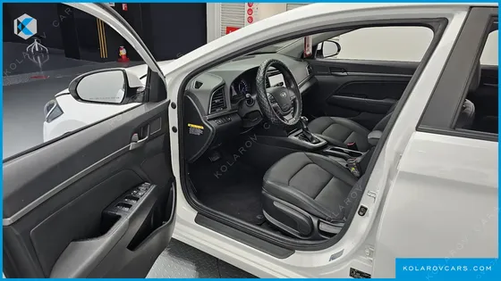 HYUNDAI ELANTRA (AVANTE) 1.6 GDI SMART