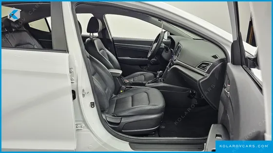 HYUNDAI ELANTRA (AVANTE) 1.6 GDI SMART