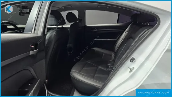 HYUNDAI ELANTRA (AVANTE) 1.6 GDI SMART
