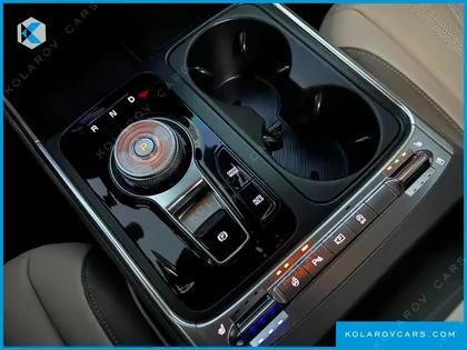 KIA CARNIVAL DIESEL 7-SEATER GRAVITY
