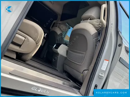 KIA CARNIVAL DIESEL 7-SEATER GRAVITY
