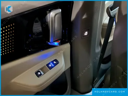 KIA CARNIVAL DIESEL 7-SEATER GRAVITY