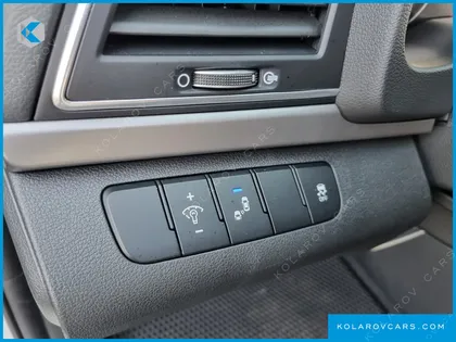 HYUNDAI ELANTRA (AVANTE) 1.6 GDI VALUE PLUS