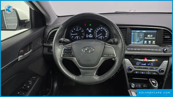 HYUNDAI ELANTRA (AVANTE) 1.6 GDI SMART