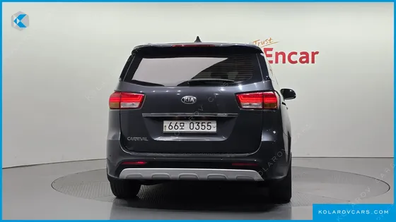 KIA CARNIVAL 9-SEATER PRESTIGE