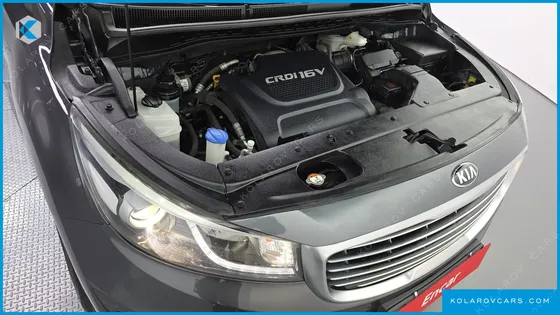 KIA CARNIVAL 9-SEATER PRESTIGE