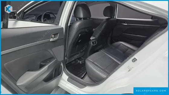 HYUNDAI ELANTRA (AVANTE) 1.6 GDI SMART
