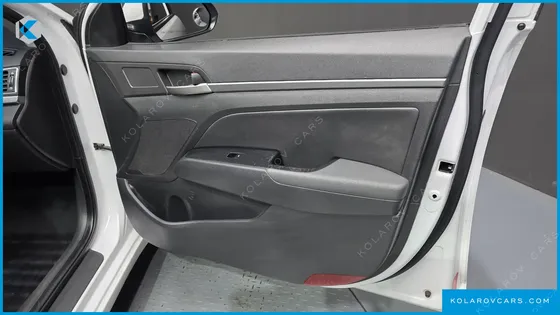 HYUNDAI ELANTRA (AVANTE) 1.6 GDI SMART