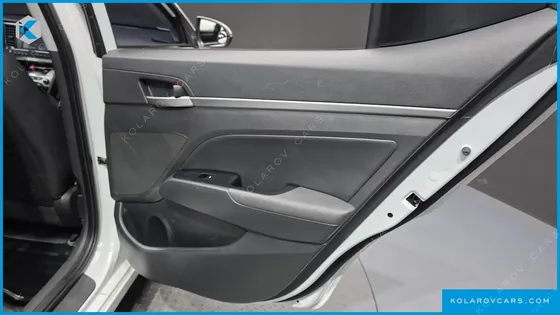 HYUNDAI ELANTRA (AVANTE) 1.6 GDI SMART
