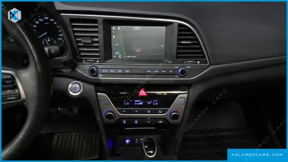 HYUNDAI ELANTRA (AVANTE) 1.6 GDI SMART