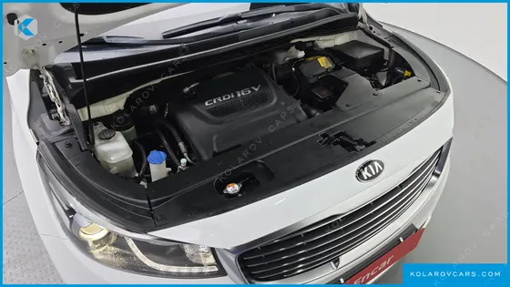 KIA CARNIVAL 7-SEATER LIMOUSINE