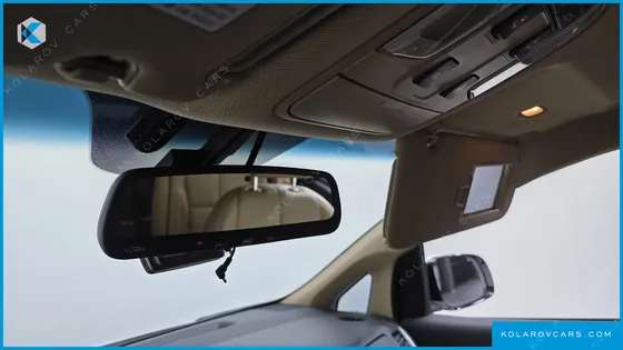 KIA CARNIVAL 7-SEATER LIMOUSINE