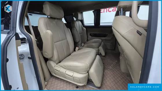 KIA CARNIVAL 7-SEATER LIMOUSINE