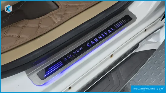 KIA CARNIVAL 7-SEATER LIMOUSINE