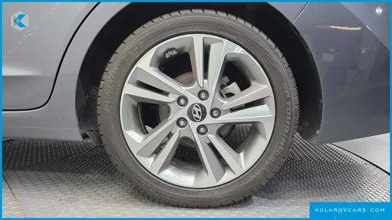 HYUNDAI ELANTRA (AVANTE) 1.6 GDI VALUE PLUS