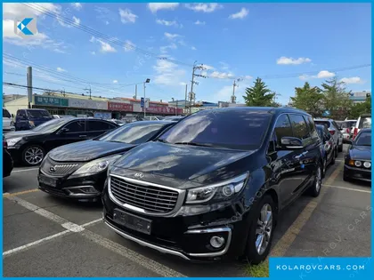 KIA CARNIVAL 9-SEATER PRESTIGE