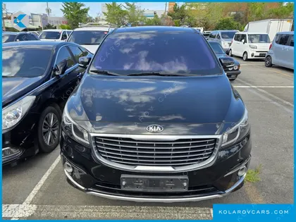 KIA CARNIVAL 9-SEATER PRESTIGE