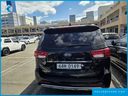 KIA CARNIVAL 9-SEATER PRESTIGE