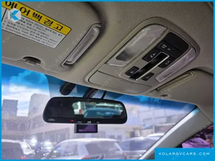 KIA CARNIVAL 9-SEATER PRESTIGE