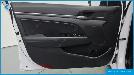 HYUNDAI ELANTRA (AVANTE) 1.6 GDI VALUE PLUS