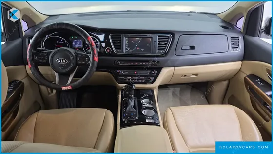 KIA CARNIVAL 11-SEATER HI-LIMOUSINE