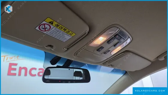 KIA CARNIVAL 11-SEATER HI-LIMOUSINE